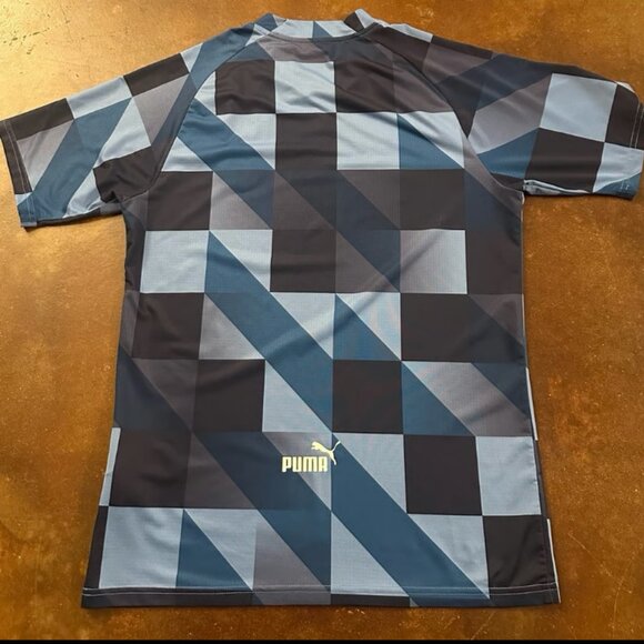 PUMA Manchester City 22/23 Jersey - Picture 6 of 6